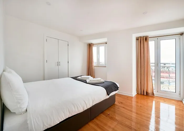 Lägenhet Cozy Flat In Santa Apolonia Lisboa