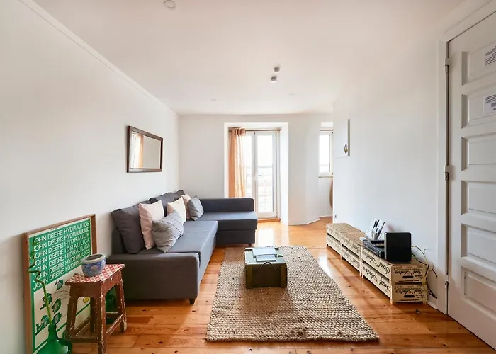 Lägenhet Cozy Flat In Santa Apolonia